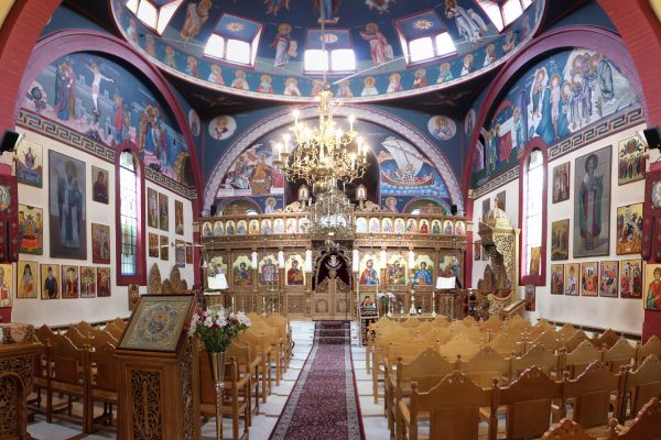 panorama interior St. Nicholaos Cardiff